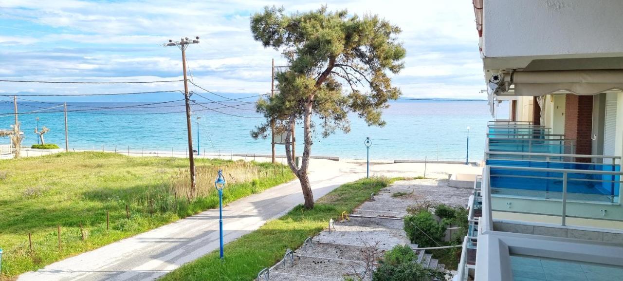 Bungalow White Apartments Полихроно Екстериор снимка